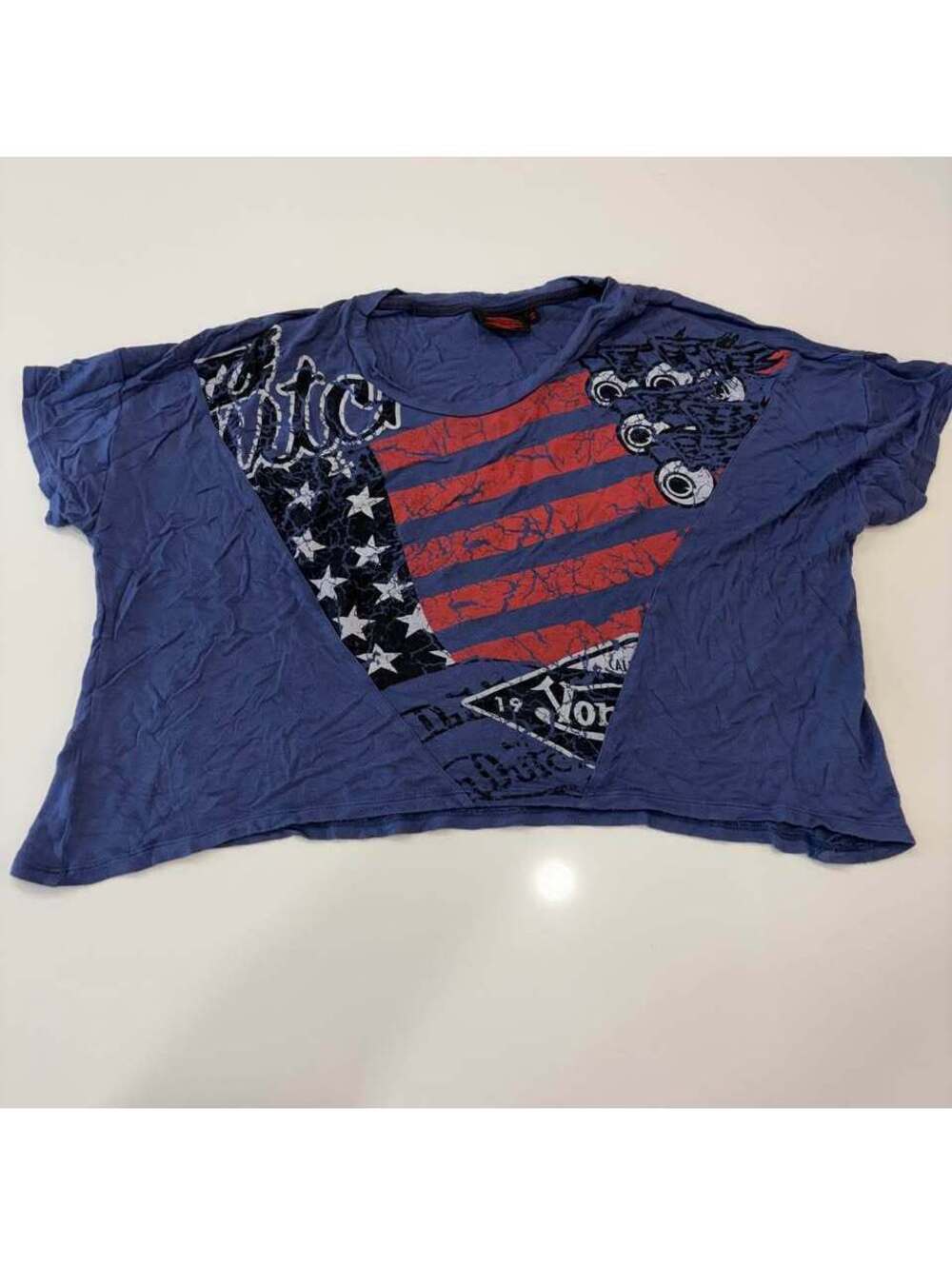 Von Dutch oversized Graphic crop top size small